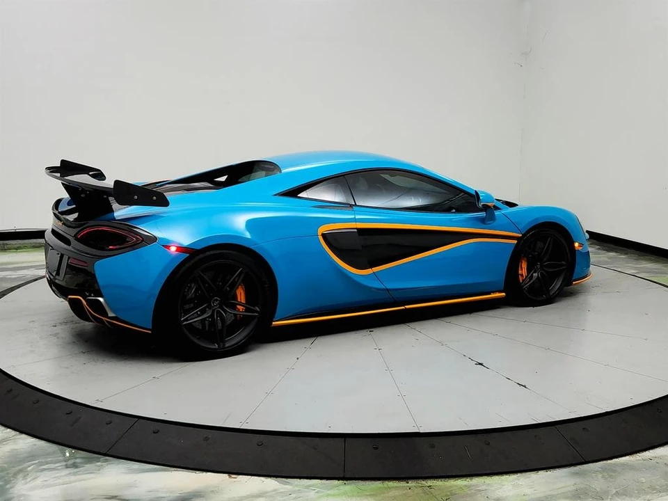 2017 McLaren 570S - Image 5 of 31