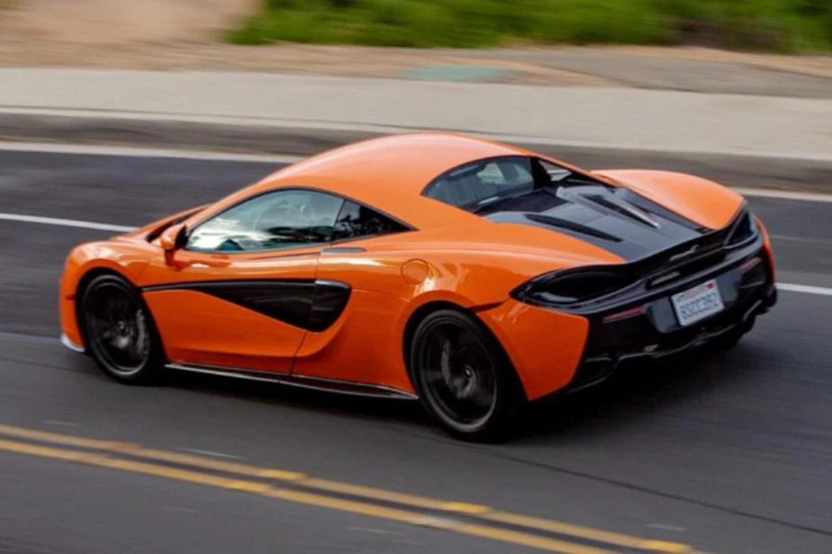 2017 McLaren 570S - Image 4 of 7