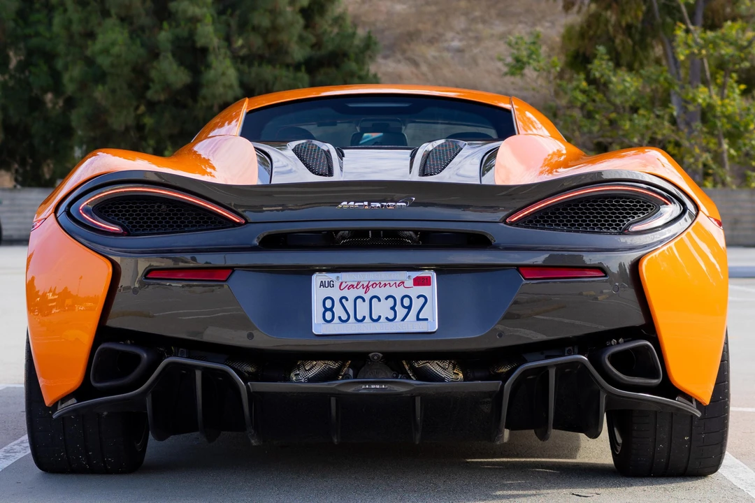 2017 McLaren 570S - Image 5 of 7