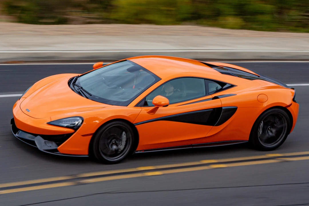 2017 McLaren 570S - Image 3 of 7