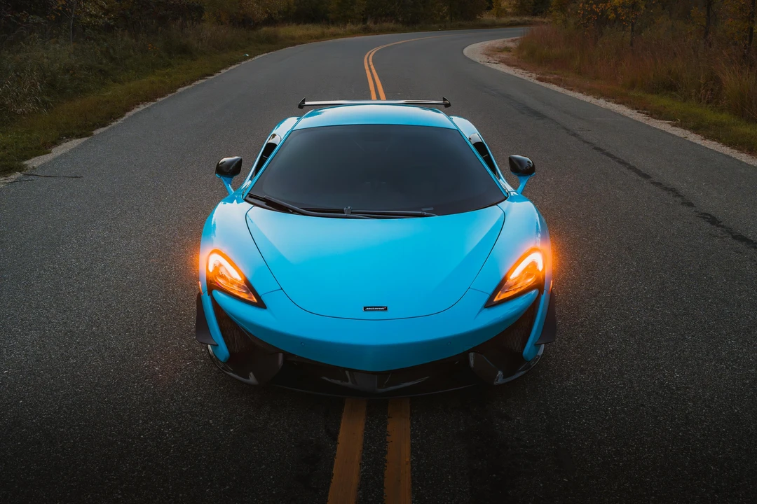 2017 McLaren 570S - Image 10 of 31