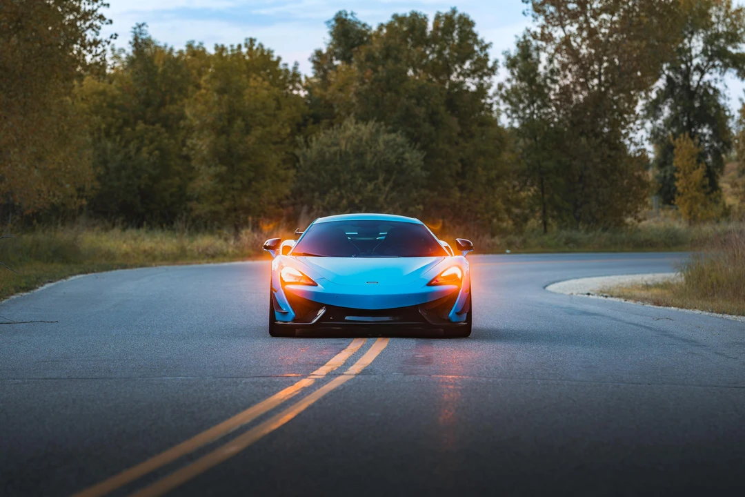 2017 McLaren 570S - Image 6 of 31