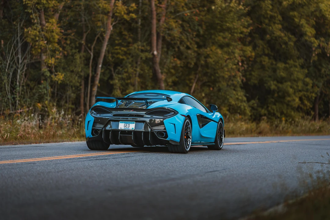 2017 McLaren 570S - Image 22 of 31