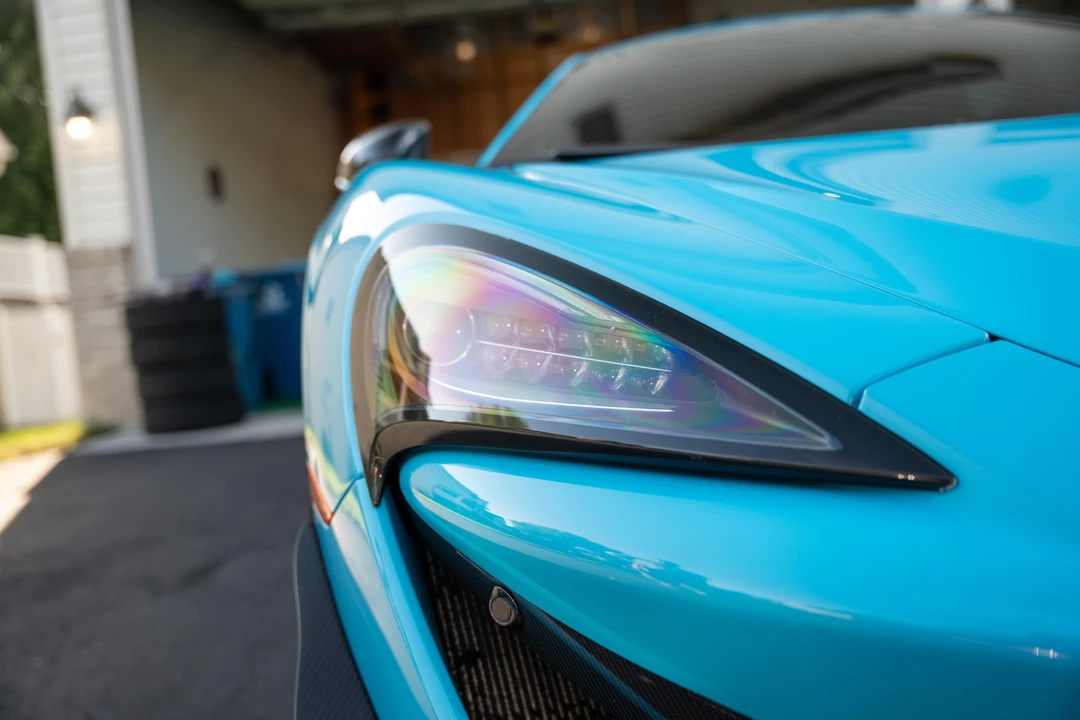 2017 McLaren 570S - Image 30 of 31