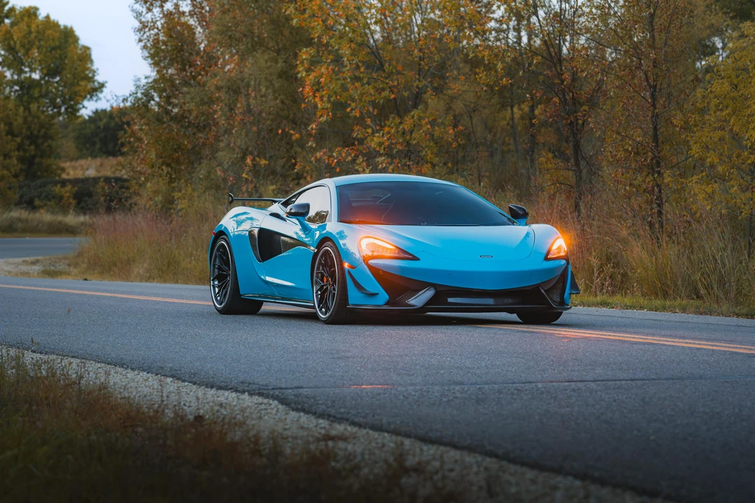 2017 McLaren 570S - Image 26 of 31