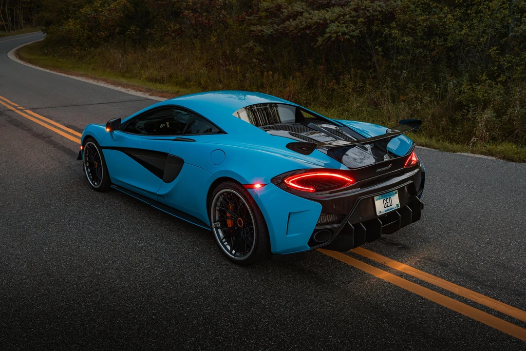 2017 McLaren 570S - Image 14 of 31
