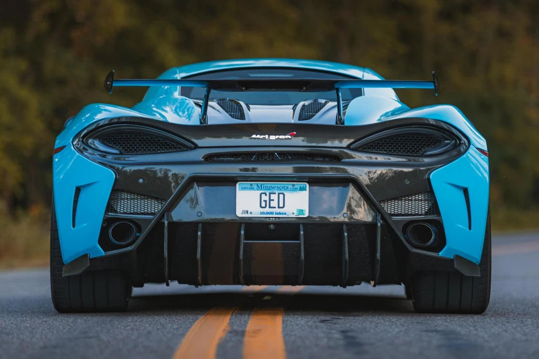 2017 McLaren 570S - Image 5 of 31