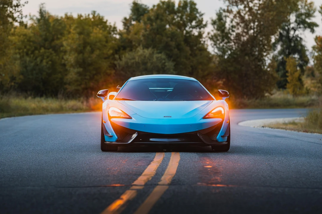 2017 McLaren 570S - Image 7 of 31