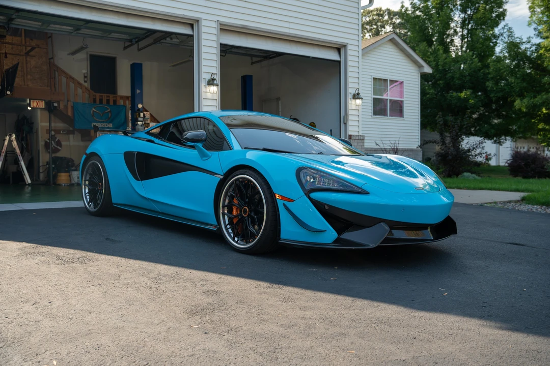 2017 McLaren 570S - Image 24 of 31