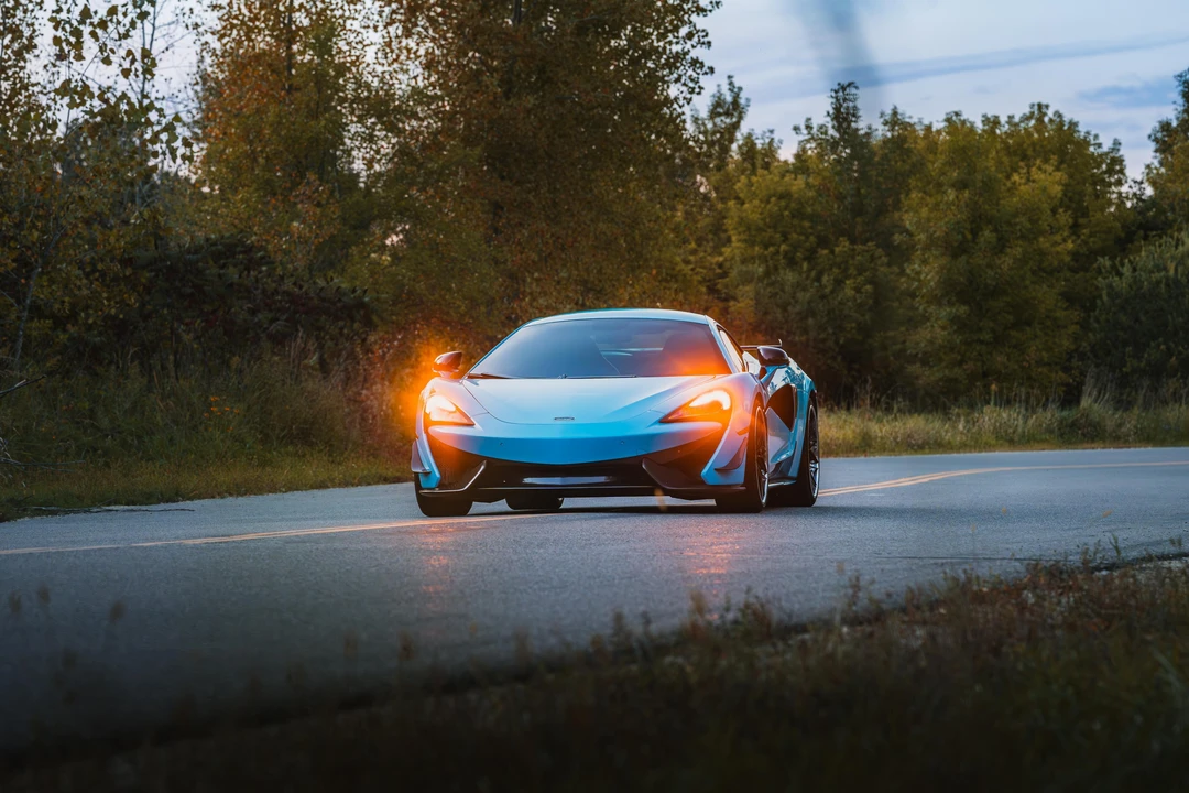 2017 McLaren 570S - Image 11 of 31