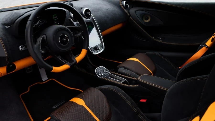 2017 McLaren 570S - Image 4 of 31