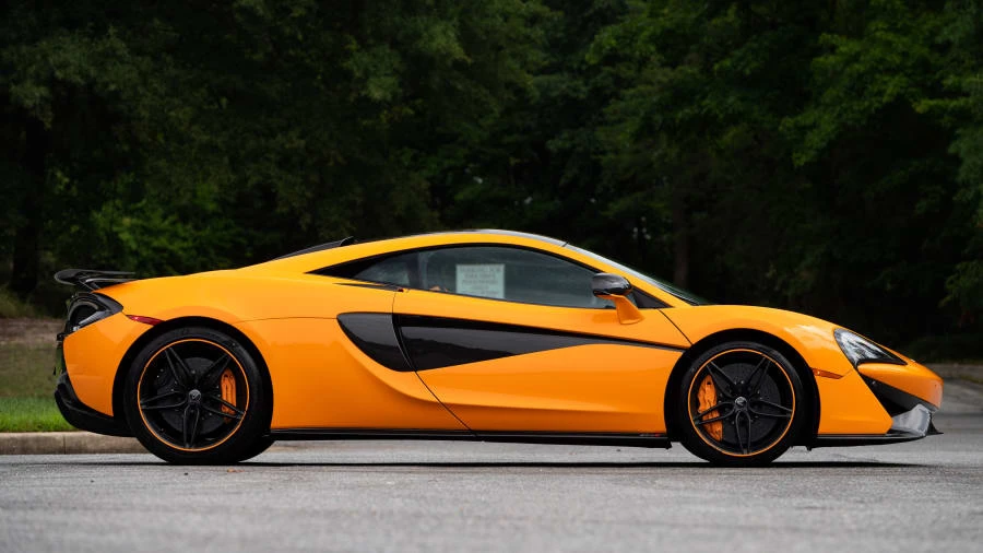 2017 McLaren 570S - Image 8 of 31
