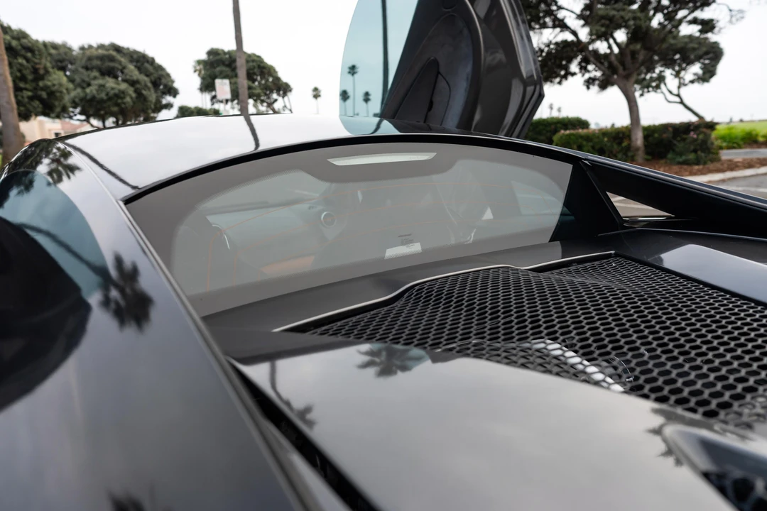 2017 McLaren 570S - Image 18 of 31