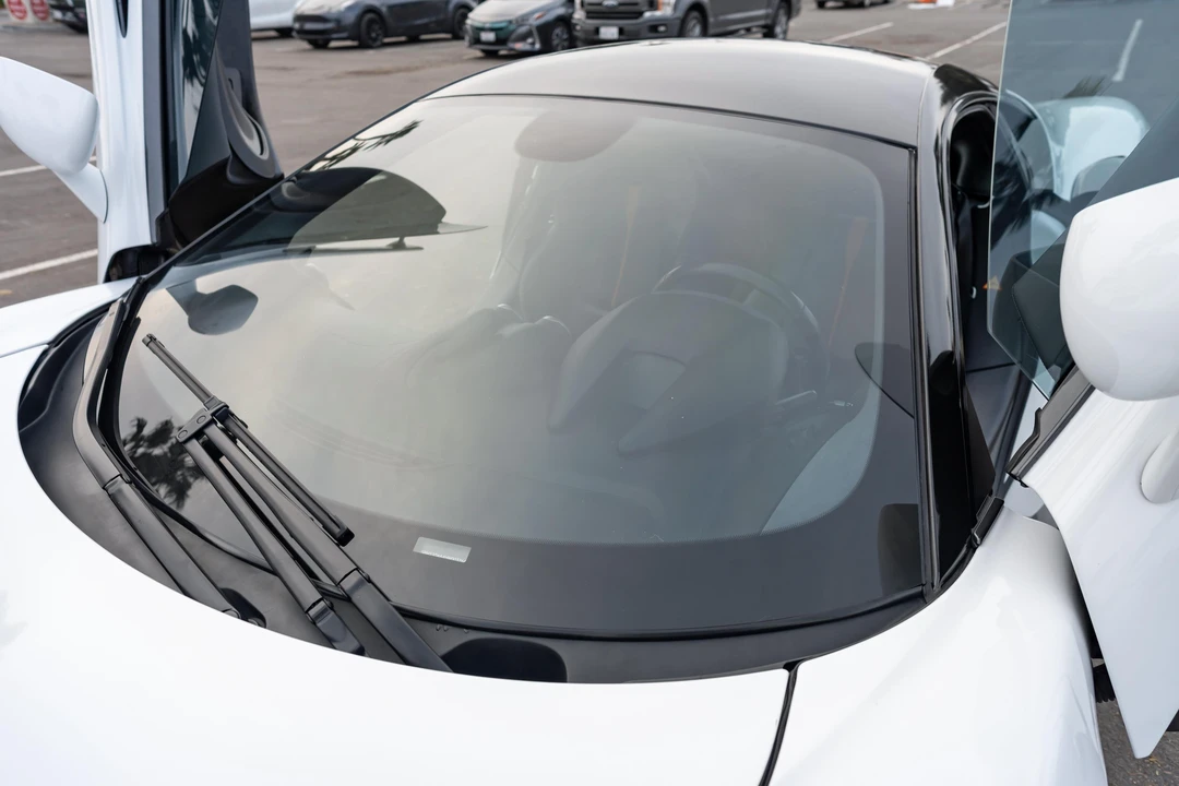 2017 McLaren 570S - Image 12 of 31