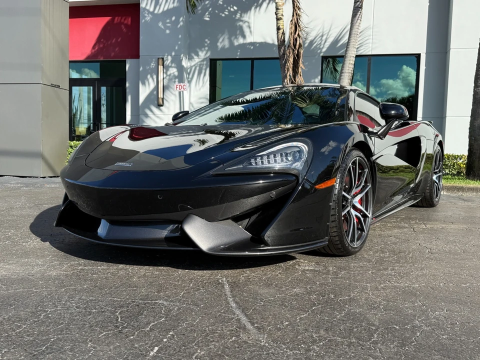 2017 McLaren 570S - Image 5 of 21