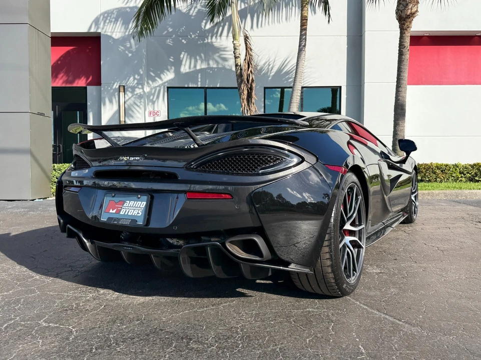 2017 McLaren 570S - Image 17 of 21