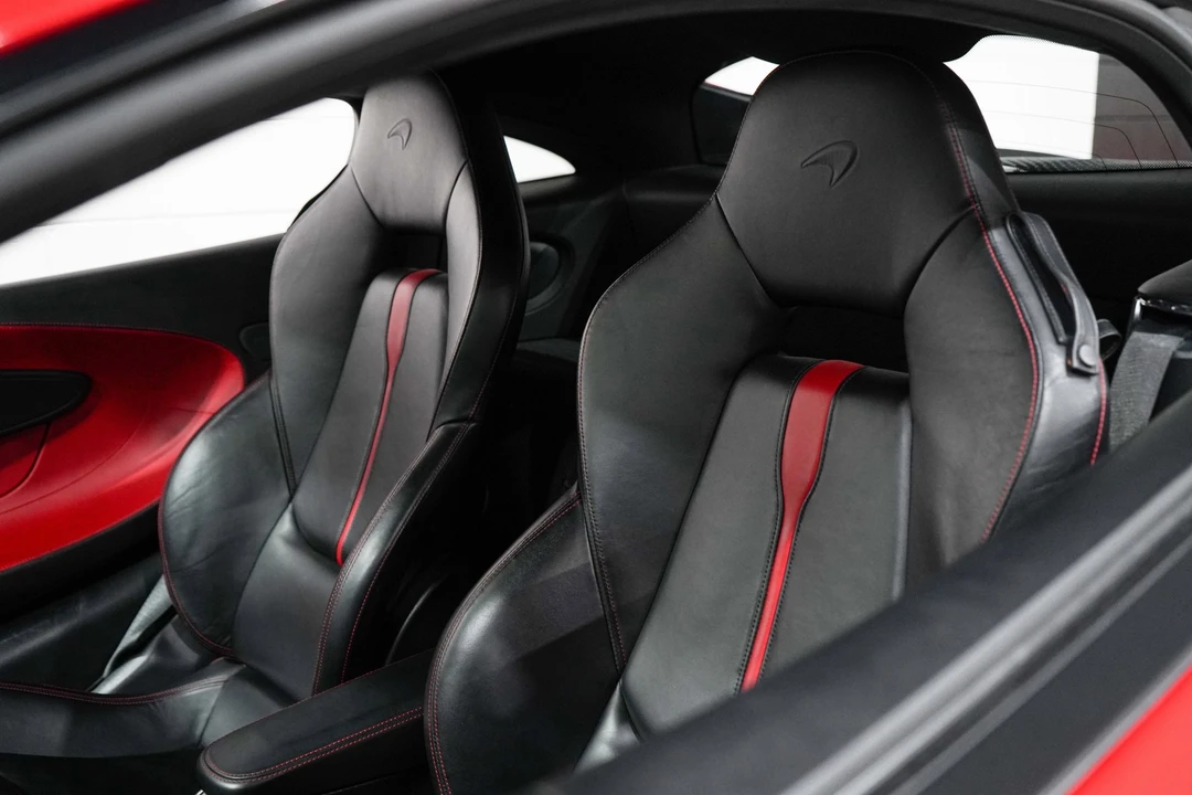 2017 McLaren 570S - Image 11 of 31