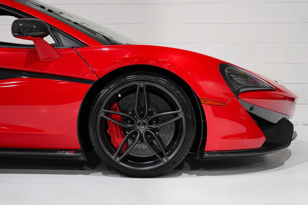 2017 McLaren 570S - Image 22 of 31