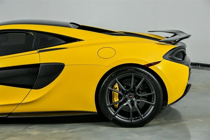 2017 McLaren 570S - Image 9 of 21