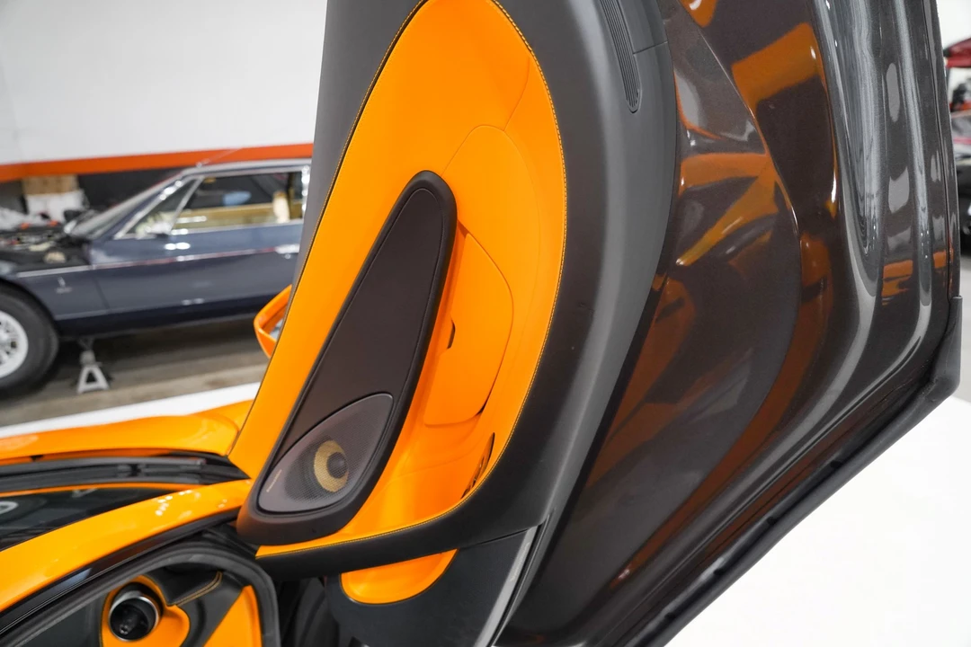 2017 McLaren 570S - Image 19 of 31