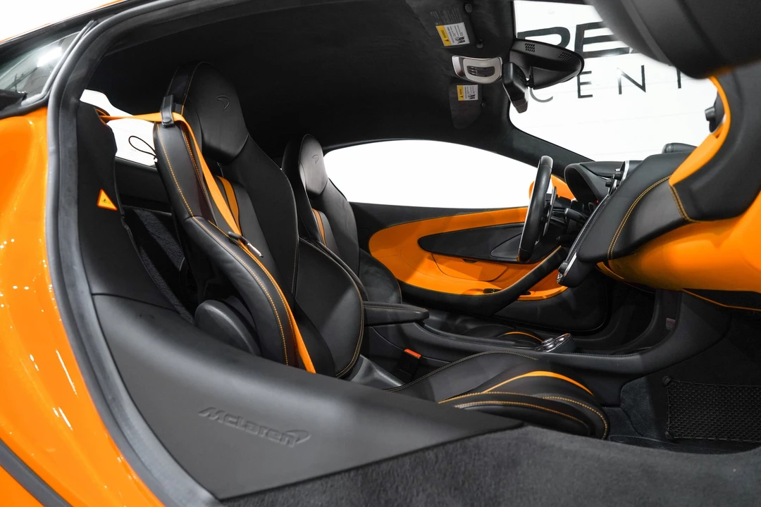 2017 McLaren 570S - Image 16 of 31