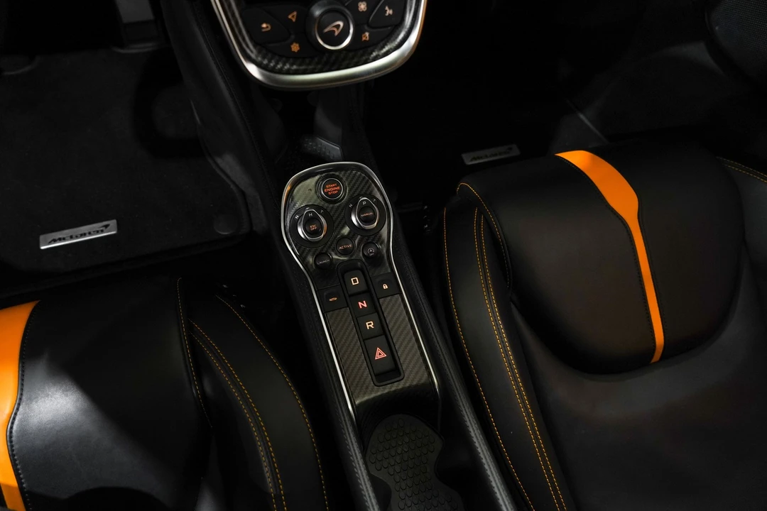 2017 McLaren 570S - Image 12 of 31