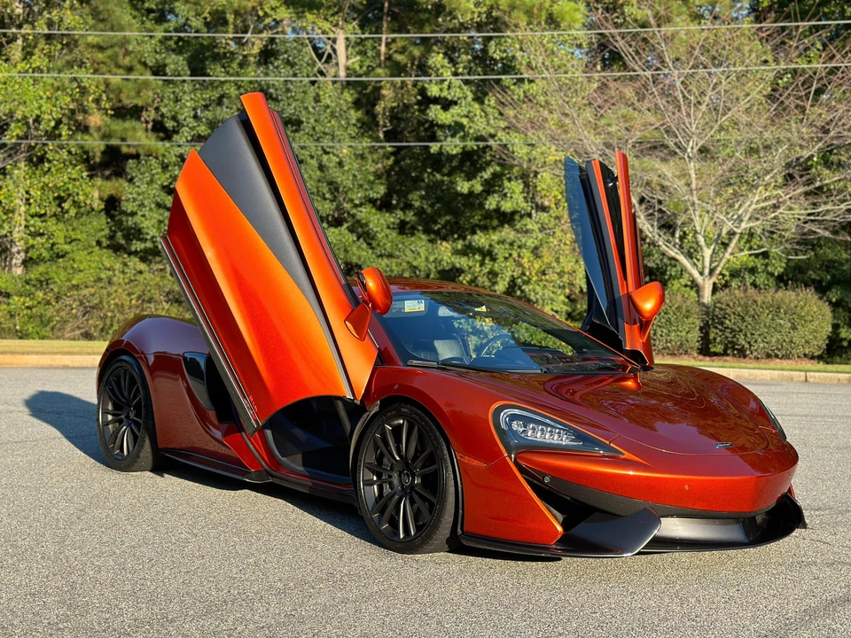 2017 McLaren 570S - Image 23 of 31