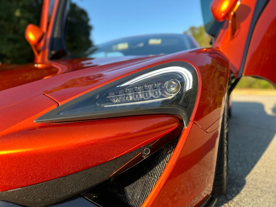 2017 McLaren 570S - Image 31 of 31