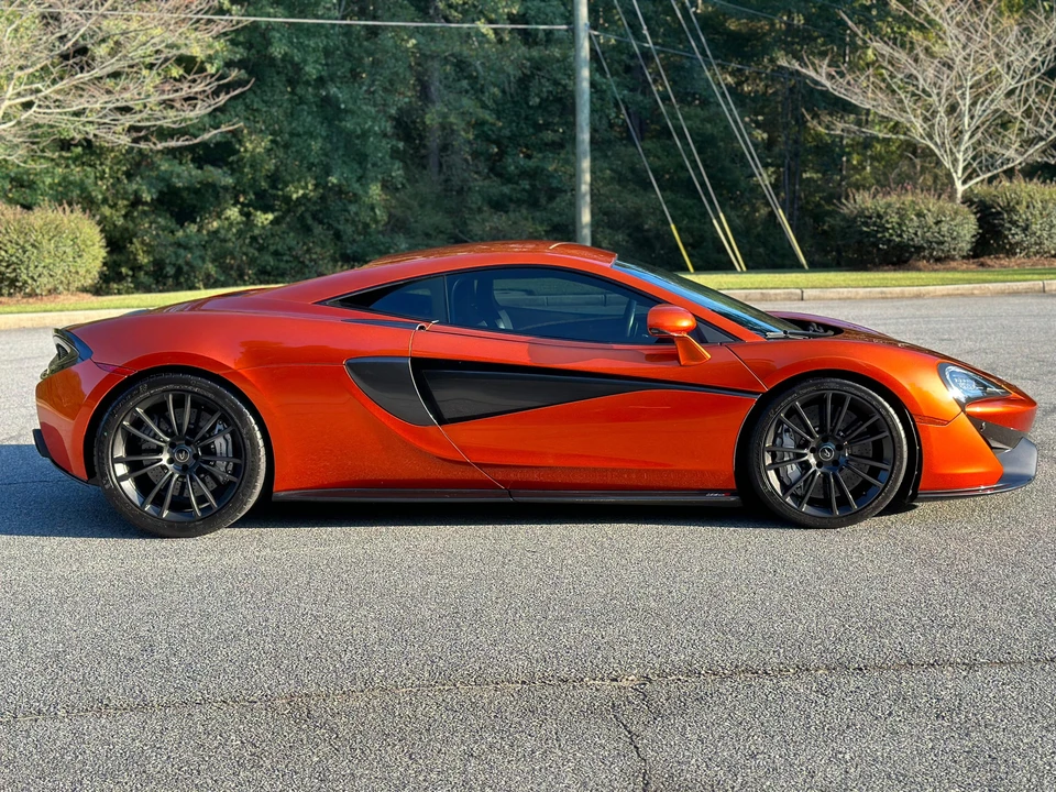 2017 McLaren 570S - Image 11 of 31