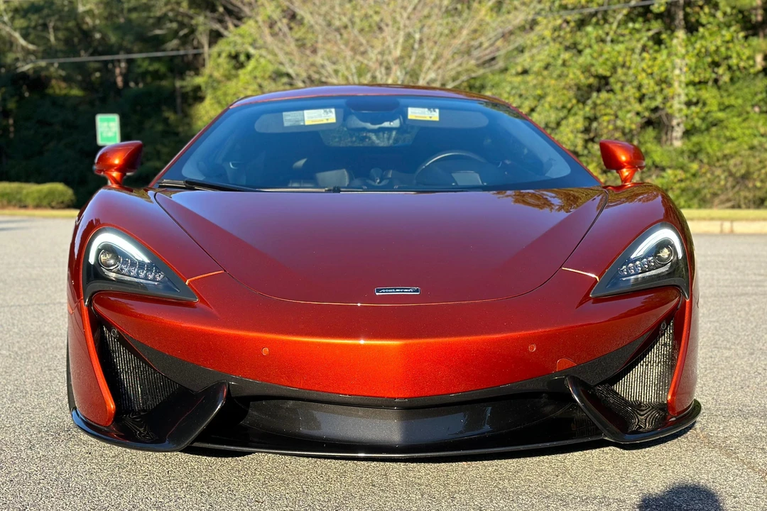2017 McLaren 570S - Image 2 of 31