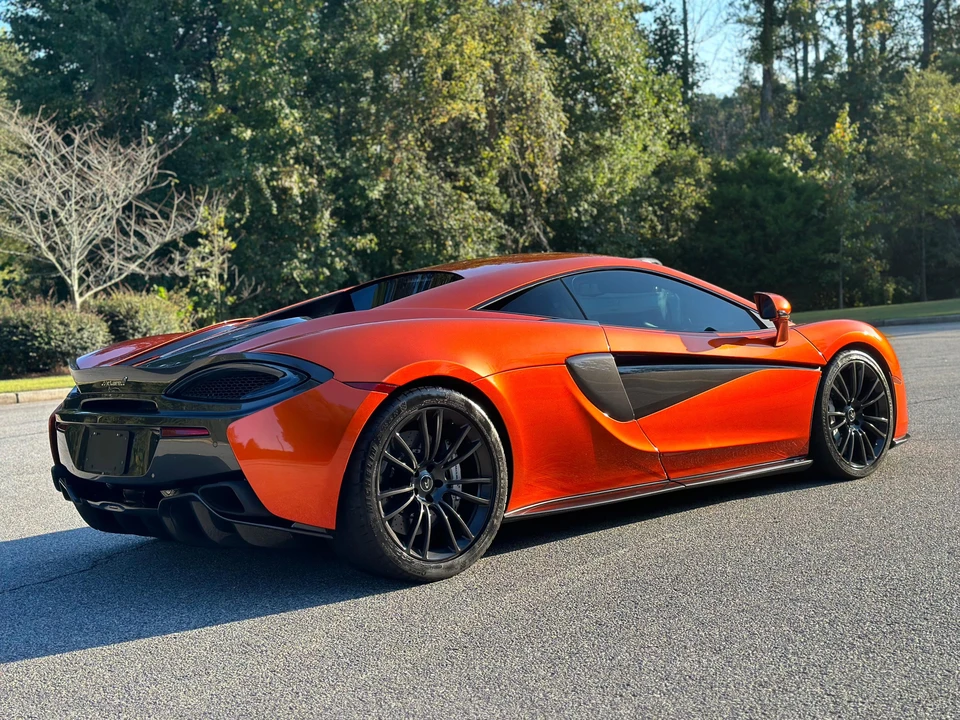 2017 McLaren 570S - Image 10 of 31