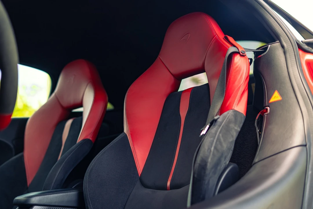 2017 McLaren 570S - Image 4 of 31