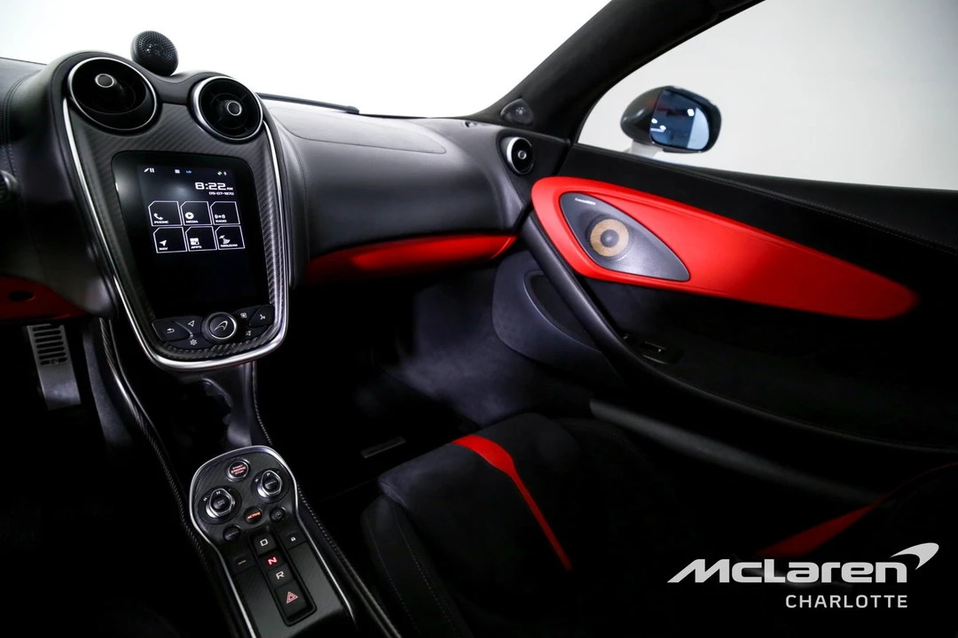2017 McLaren 570S - Image 16 of 30