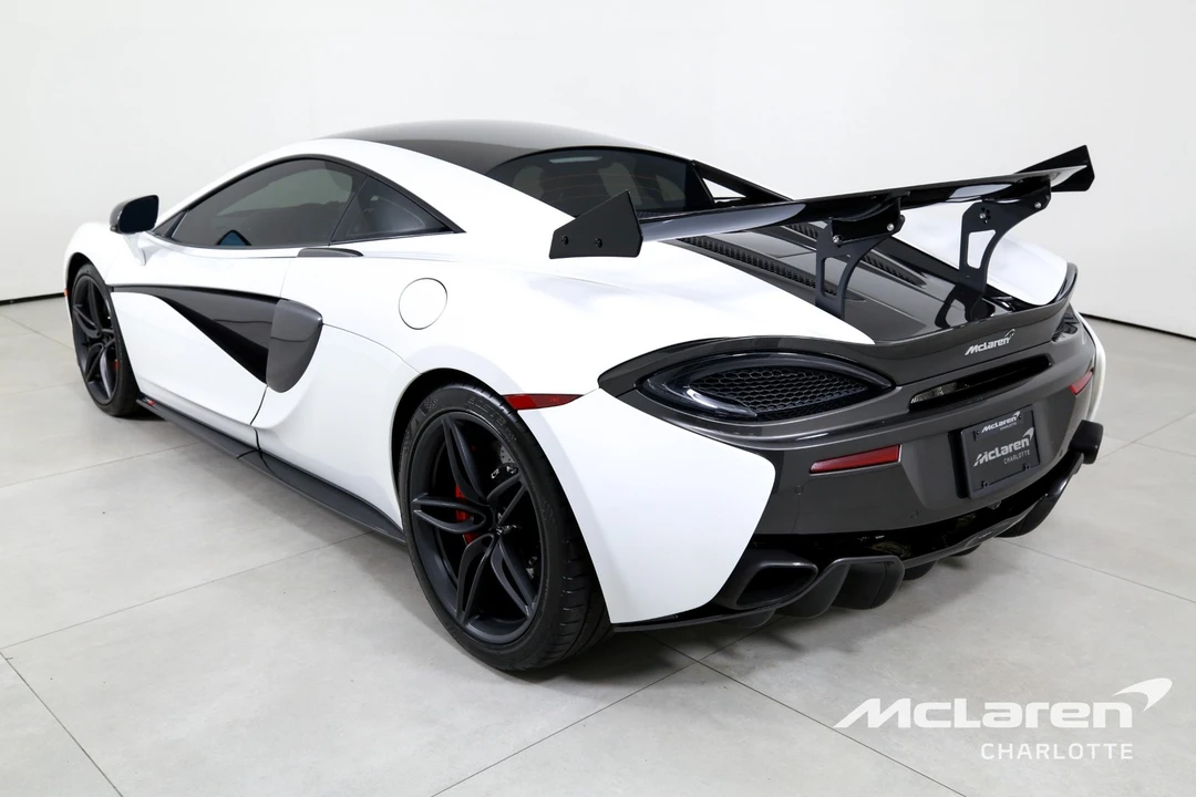 2017 McLaren 570S - Image 7 of 30