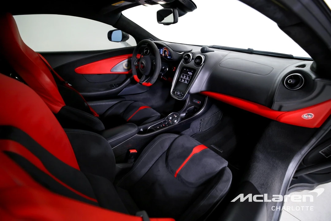 2017 McLaren 570S - Image 20 of 30