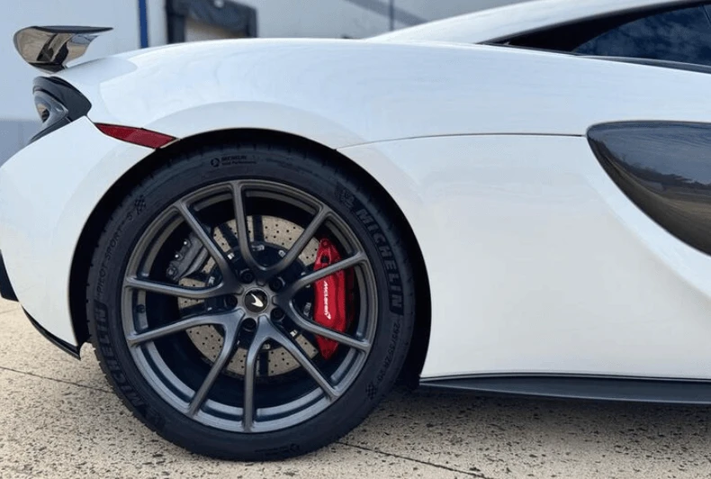 2017 McLaren 570S - Image 4 of 25