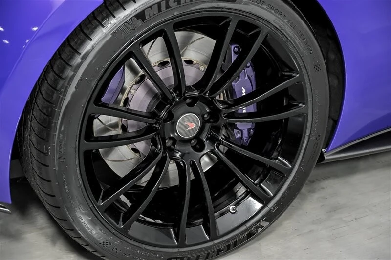 2017 McLaren 570S - Image 16 of 21
