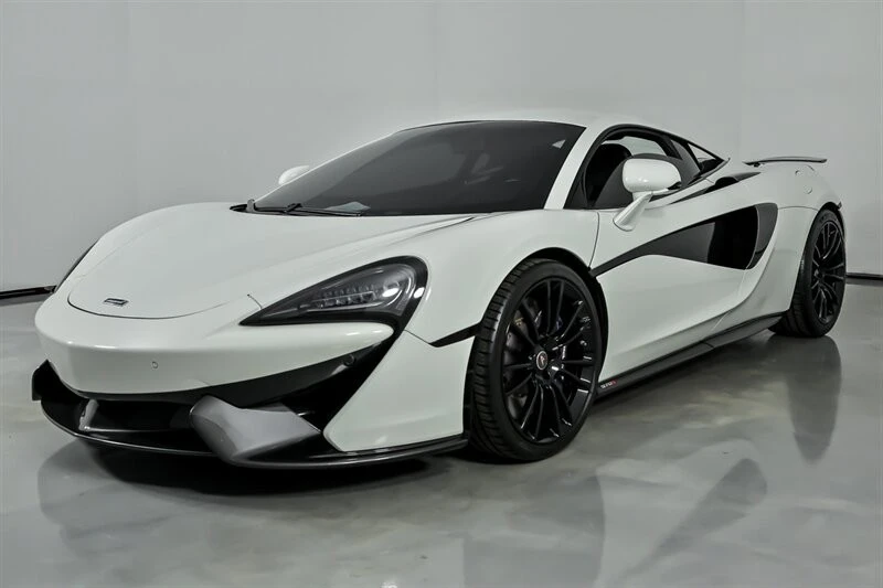 2017 McLaren 570S - Image 6 of 21