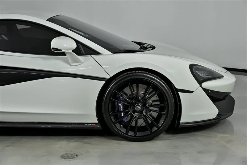 2017 McLaren 570S - Image 15 of 21