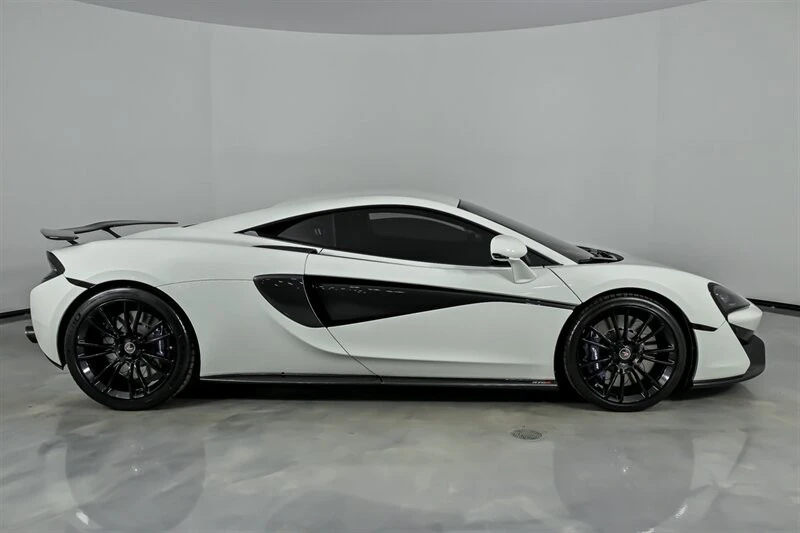 2017 McLaren 570S - Image 14 of 21