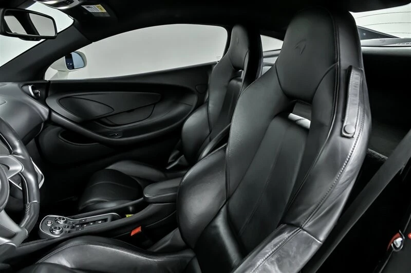 2017 McLaren 570S - Image 19 of 21