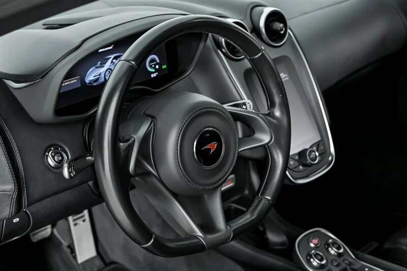 2017 McLaren 570S - Image 20 of 21