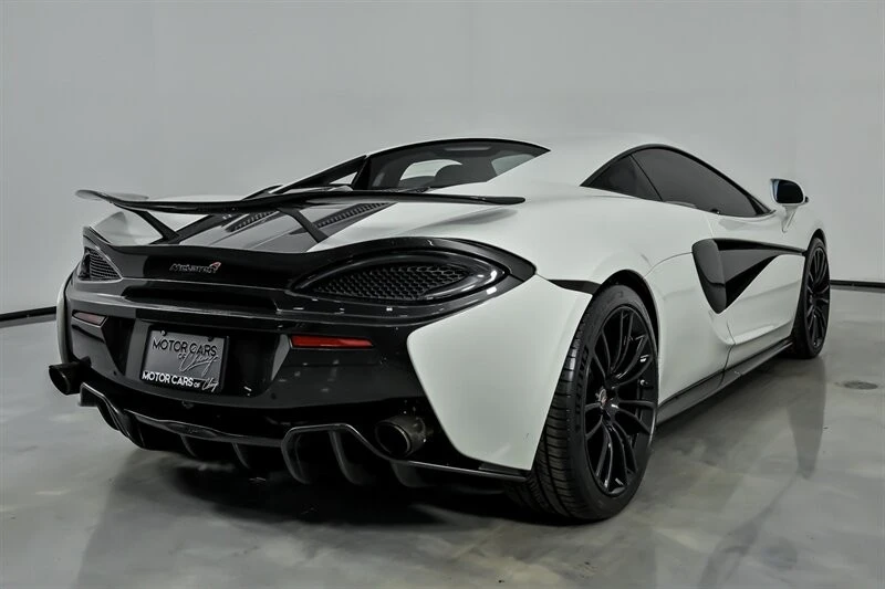 2017 McLaren 570S - Image 12 of 21