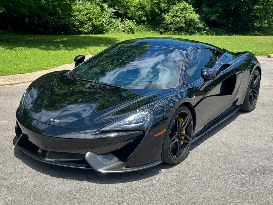 2017 McLaren 570S - Image 15 of 21