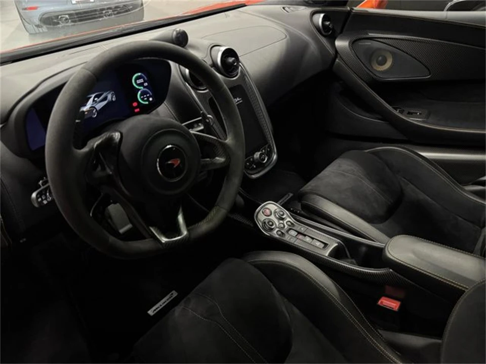 2017 McLaren 570S - Image 7 of 11