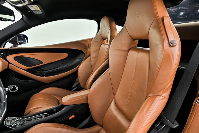 2017 McLaren 570S - Image 18 of 31