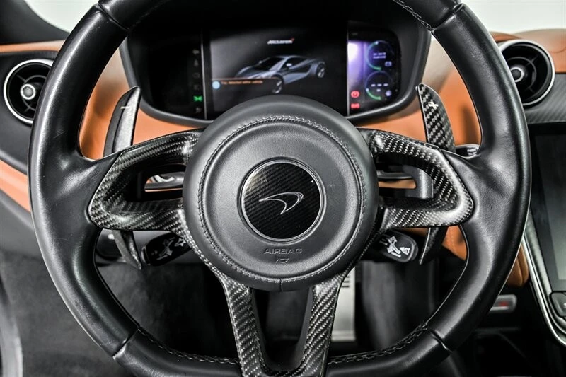 2017 McLaren 570S - Image 21 of 31