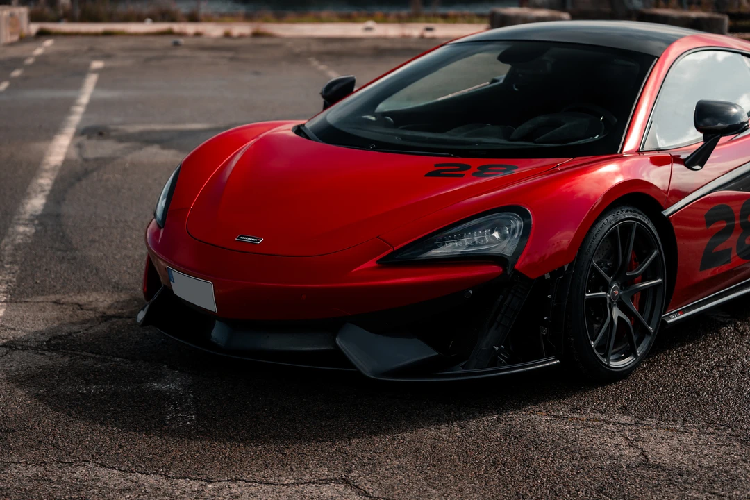 2017 McLaren 570S - Image 15 of 31