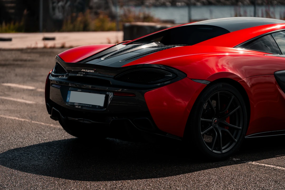2017 McLaren 570S - Image 25 of 31