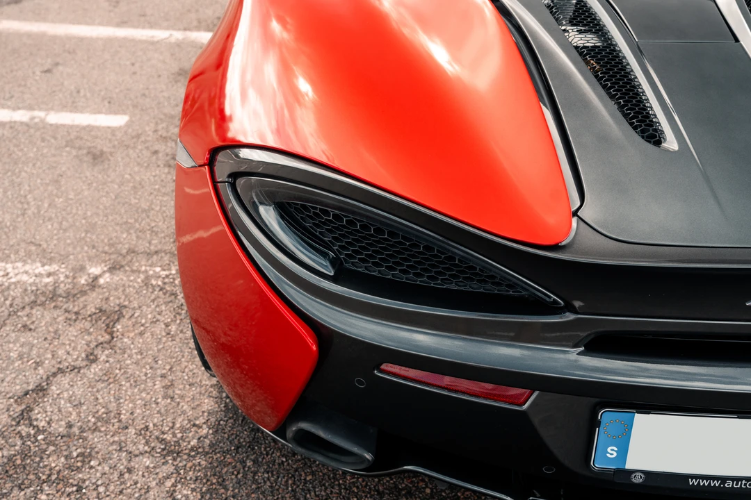 2017 McLaren 570S - Image 27 of 31